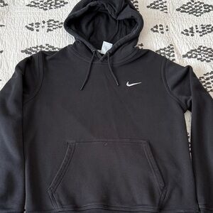 Nike Men's Black Pullover Hoodie